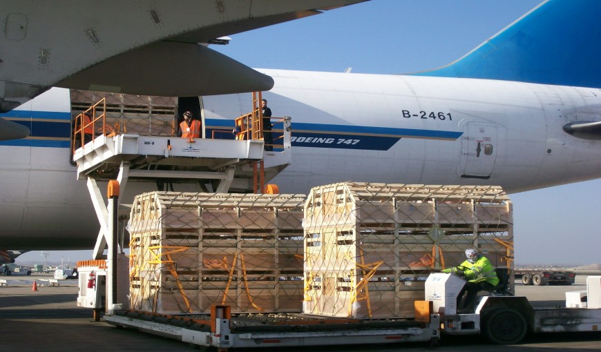 日土到加拿大空运公司